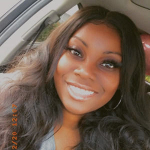 Meet your Posher, Angela